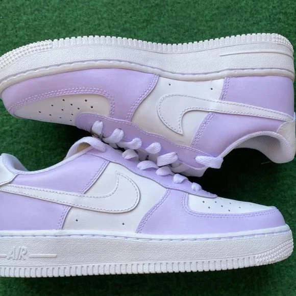 Nike Air Force 1 lilac Custom - Picture 2 of 5